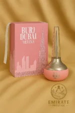 Coffret du parfum Burj Dubai Melina pour femme – flacon rose et argent avec packaging assorti sur fond sombre – Emirate Prestige