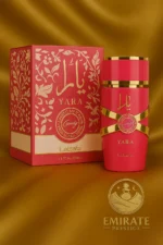 Parfum Yara Candy Lattafa – Coffret et flacon rose pastel élégant sur fond clair